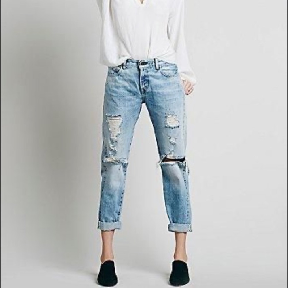 Levi’s vintage 505 distressed boyfriend jeans